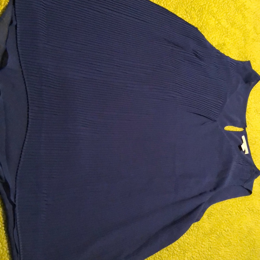 Beautiful blue sleeveless blouse